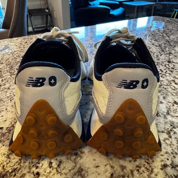 New Balance 327 FIGS - Picture 7 of 11